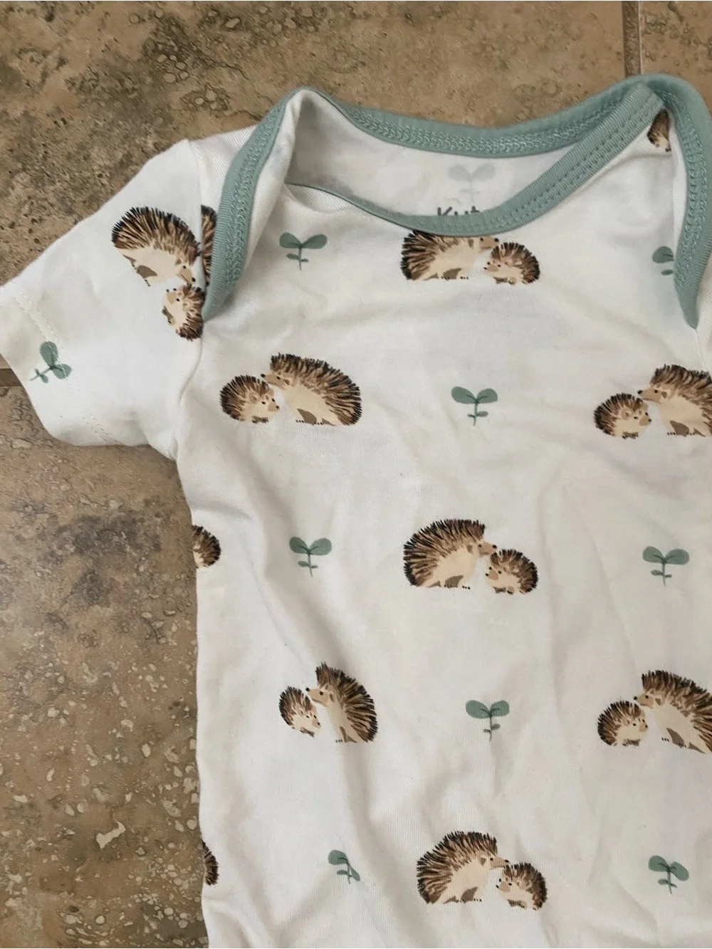 Kyte Baby 0-3m Bamboo Rayon Prickle Hedgehog Print Sage Snap Baby Bodysuit
